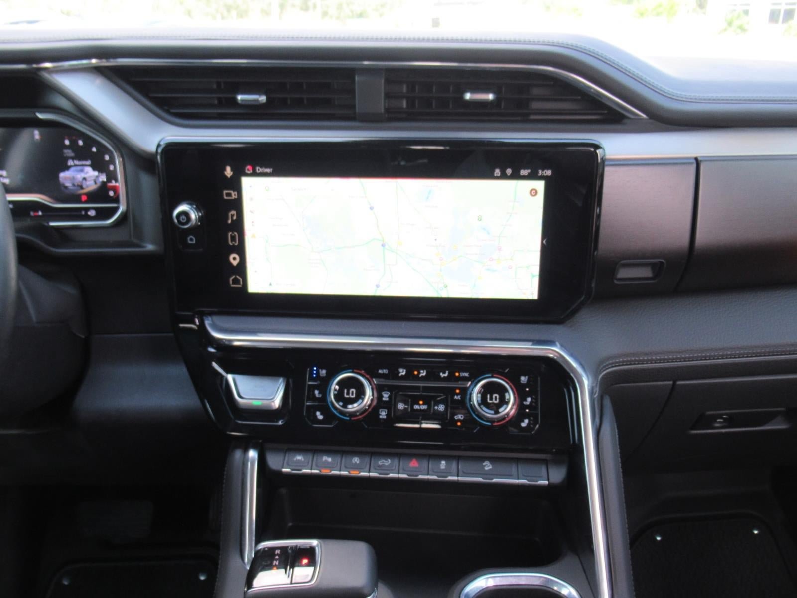 Used 2025 GMC Sierra 1500 Denali w/ Denali Reserve Package AWD/4WD image 19