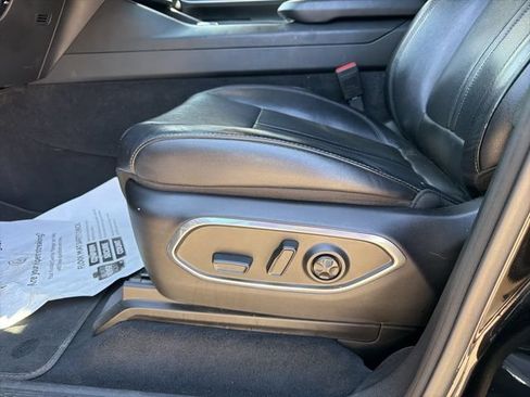 Used 2023 Jeep Wagoneer 4WD w/ Rear Seat Video Group 1 image 11