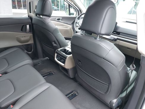 New 2026 Kia Carnival SX image 12