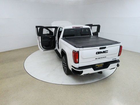 Used 2019 GMC Sierra 1500 AT4 w/ AT4 Premium Package AWD/4WD image 23
