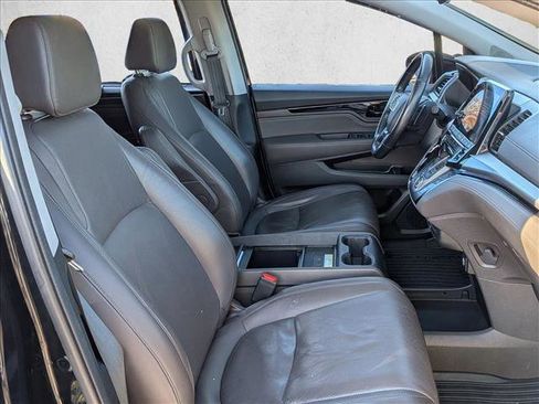 Used 2018 Honda Odyssey Elite image 17