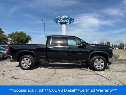 Used 2022 Chevrolet Silverado 2500 LTZ AWD/4WD image 3