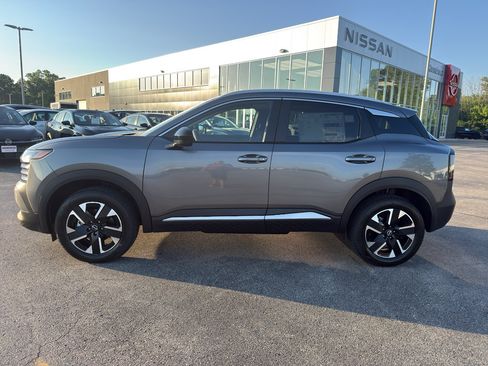 New 2026 Nissan Kicks SV w/ SV Premium Package AWD/4WD image 6