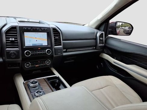 Used 2021 Ford Expedition Platinum AWD/4WD image 34