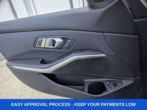 Used 2021 BMW 330e w/ Convenience Package image 33