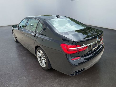 Used 2017 BMW 750i xDrive AWD/4WD image 17