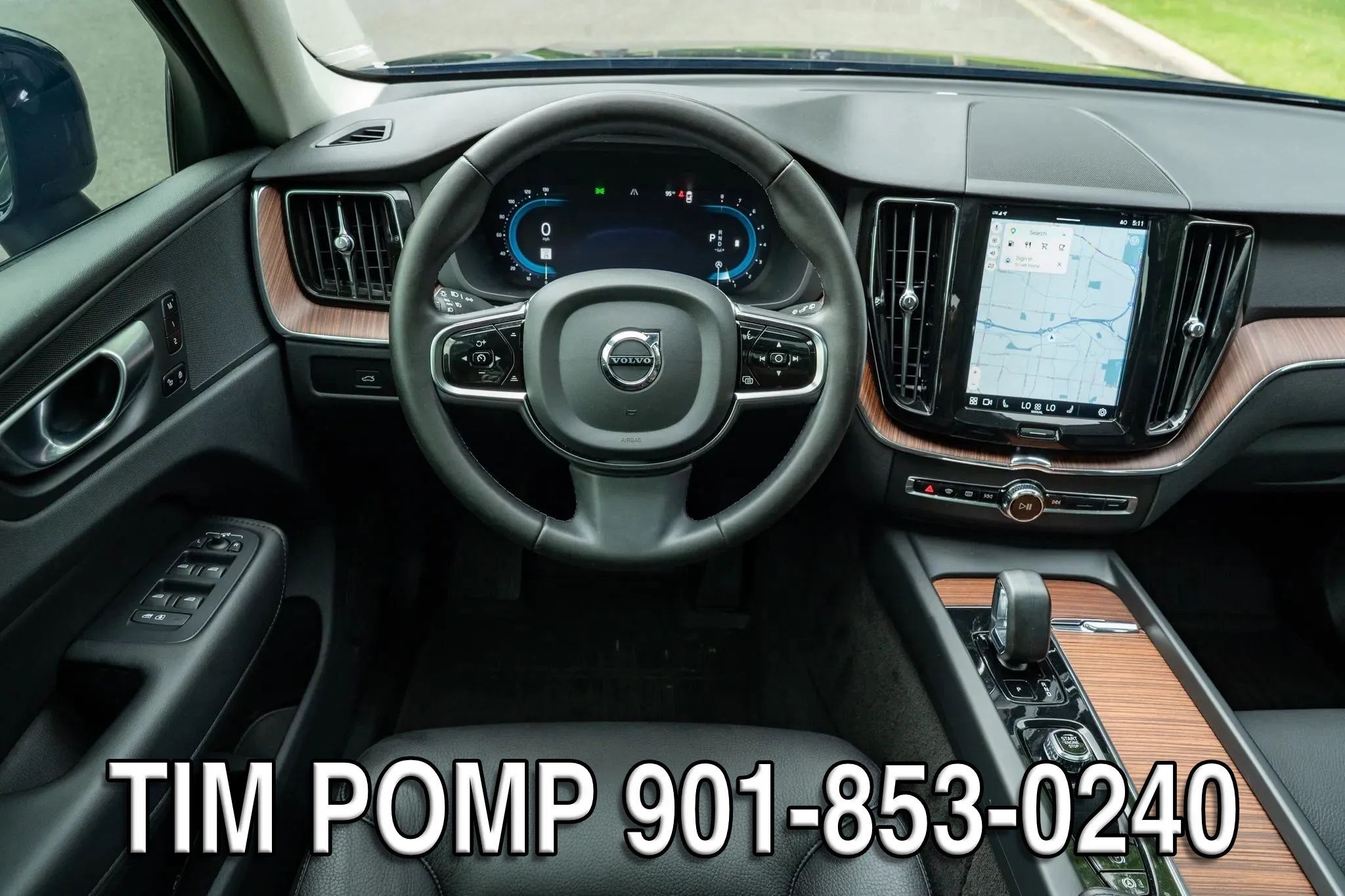 Used 2024 Volvo XC60 B5 Plus AWD/4WD image 19