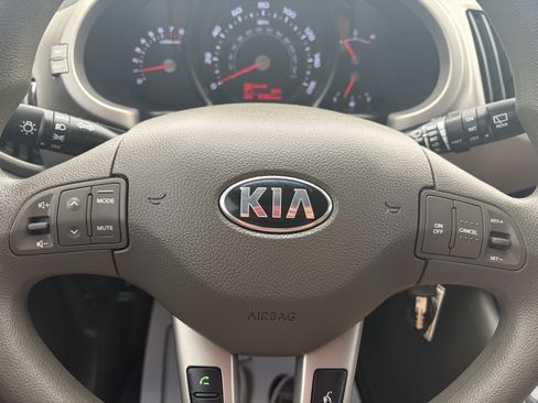 Used 2016 Kia Sportage LX w/ LX Popular Package AWD/4WD image 12