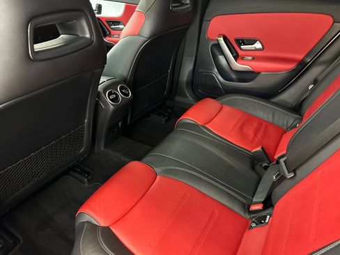 Used 2022 Mercedes-Benz CLA 35 AMG 4MATIC image 15