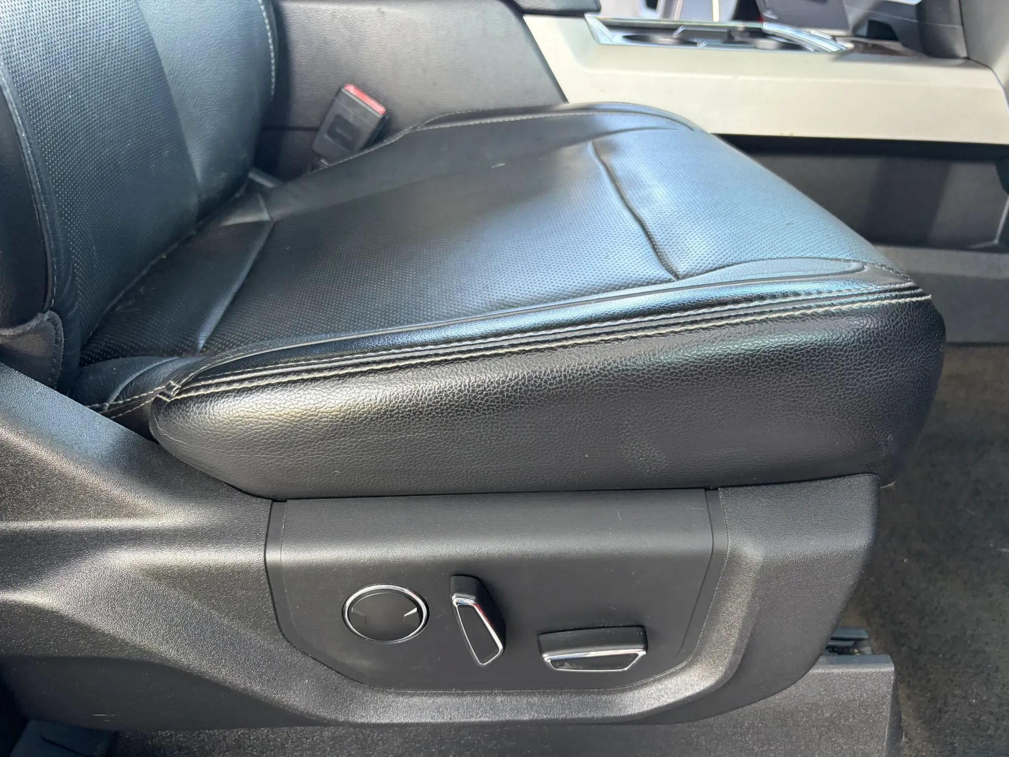 Used 2018 Ford F250 Lariat w/ Tow Technology Bundle AWD/4WD image 21