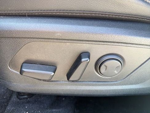 Used 2024 Kia Sportage EX FWD image 12