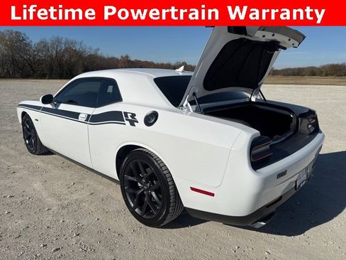 Used 2023 Dodge Challenger R/T w/ Plus Package image 4