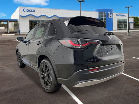 New 2026 Honda HR-V Sport image 3