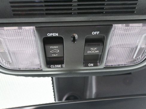 Used 2022 Honda Passport TrailSport image 33