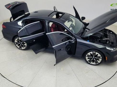 Used 2026 BMW 530i RWD image 81