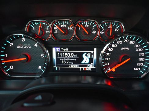 Used 2018 Chevrolet Silverado 1500 LT w/ All Star Edition image 17