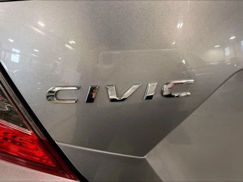 Used 2018 Honda Civic EX-T image 8