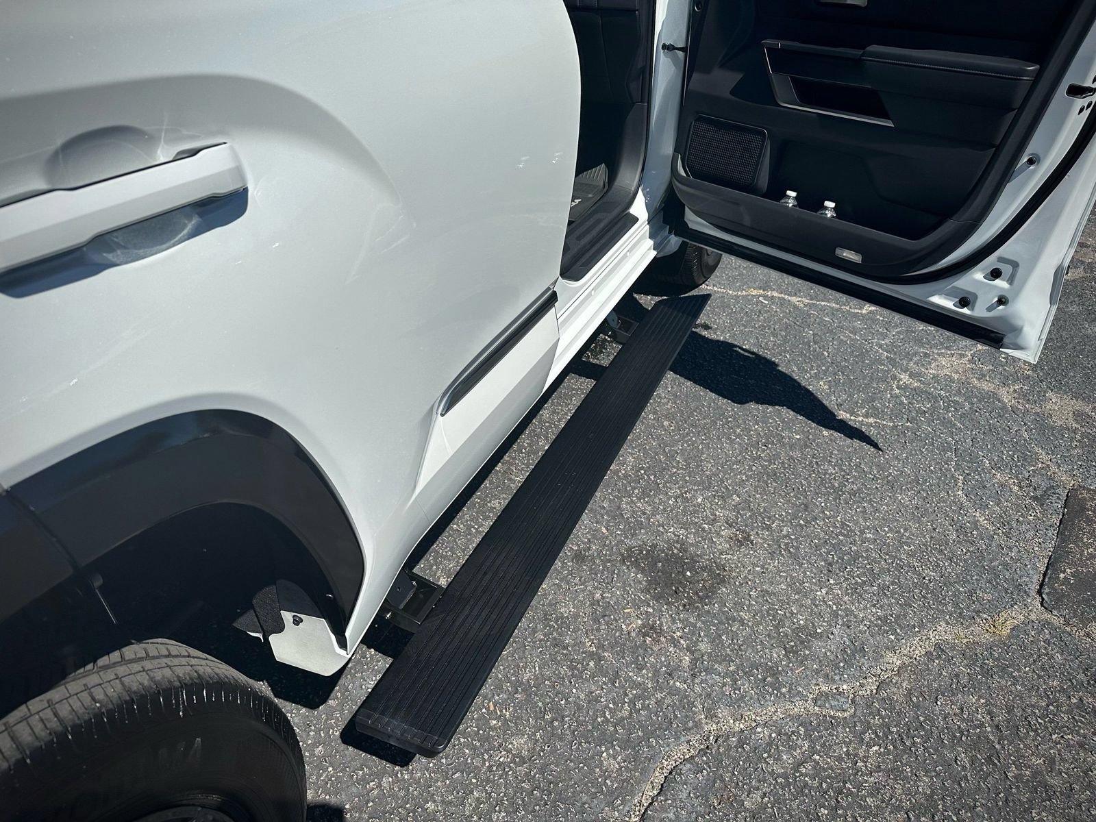 Used 2026 Toyota Sequoia Platinum AWD/4WD image 6