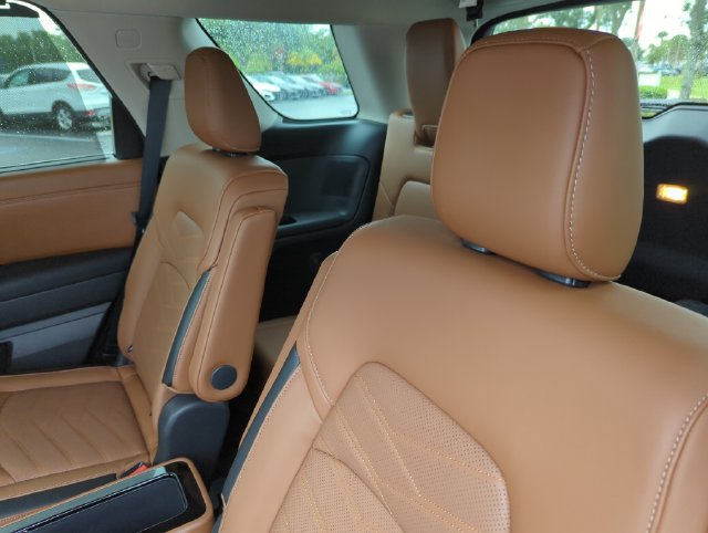 Certified 2025 Nissan Pathfinder Platinum AWD/4WD image 30