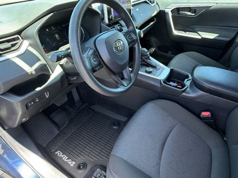 Certified 2025 Toyota RAV4 XLE AWD/4WD image 10