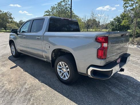 Used 2023 Chevrolet Silverado 1500 LT image 3