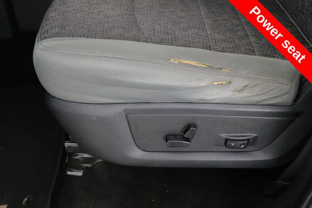 Used 2015 RAM 1500 Big Horn AWD/4WD image 18