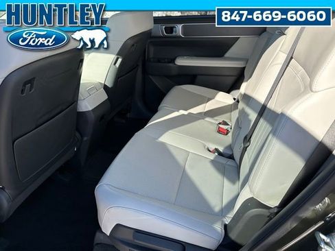 Used 2024 Hyundai Santa Fe SEL image 16