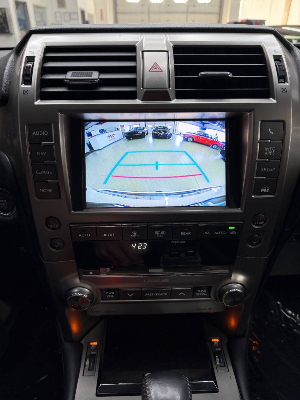 Used 2016 Lexus GX 460 w/ Comfort Package AWD/4WD image 27
