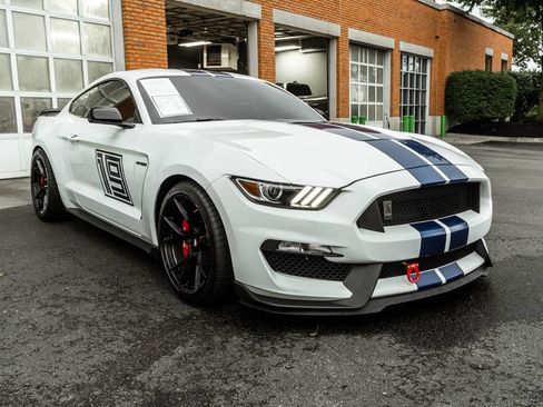 Used 2017 Ford Mustang Shelby GT350 w/ Electronics Package RWD image 6
