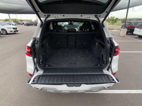 Used 2026 BMW X5 xDrive40i AWD/4WD image 25