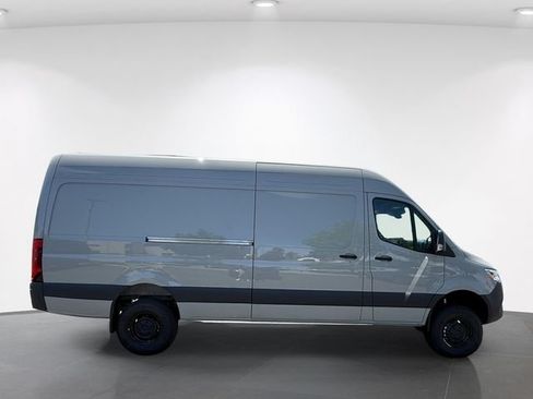 New 2026 Mercedes-Benz Sprinter 2500 image 8