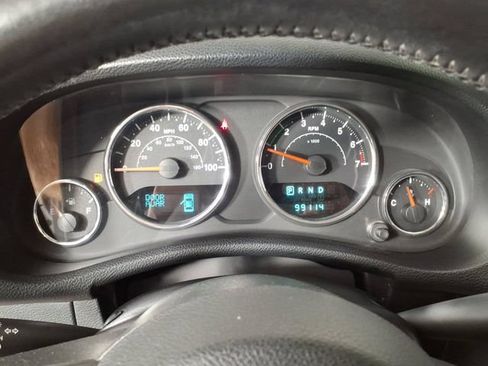 Used 2012 Jeep Wrangler Sport AWD/4WD image 18