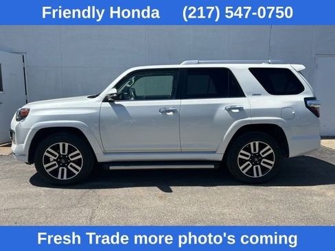 Used 2020 Toyota 4Runner Limited AWD/4WD image 5