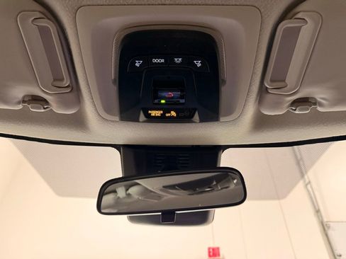 Used 2024 Toyota Corolla LE FWD image 18