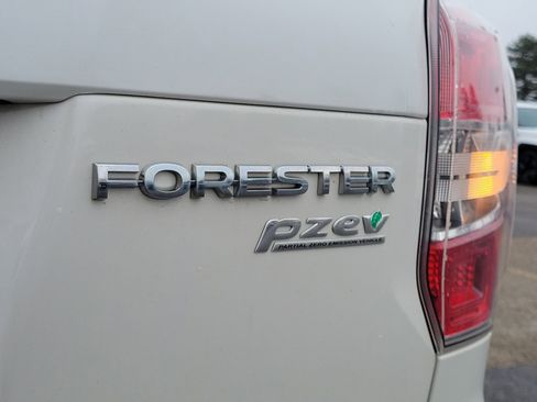 Used 2016 Subaru Forester 2.5i Premium image 7