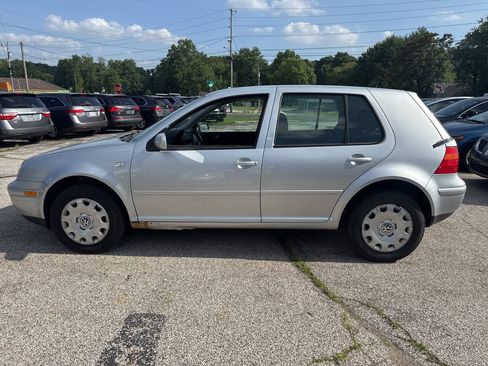 Used 2003 Volkswagen Golf GL FWD image 4