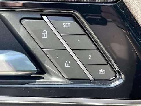 Used 2026 GMC Yukon XL Elevation image 21