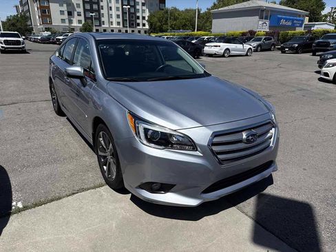 Used 2017 Subaru Legacy 2.5i Limited w/ Popular Package #4 AWD/4WD image 4