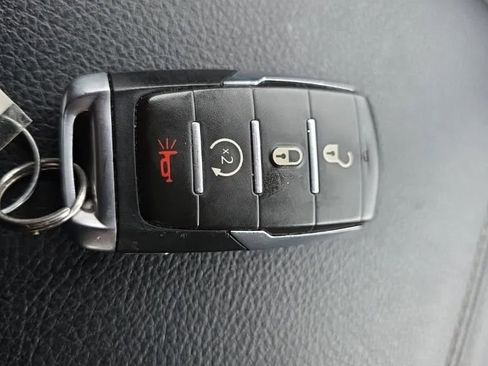Used 2022 RAM 1500 Big Horn AWD/4WD image 31