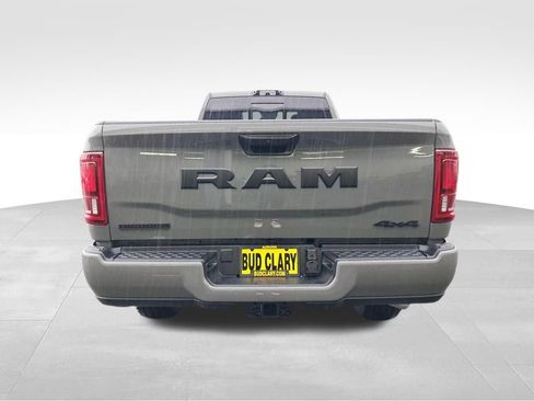 New 2026 RAM 2500 Big Horn AWD/4WD image 4