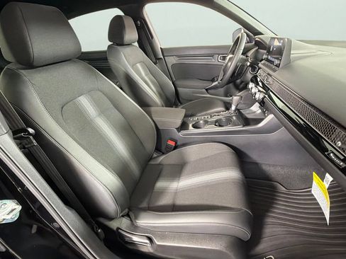 Used 2025 Honda Civic Sport image 33