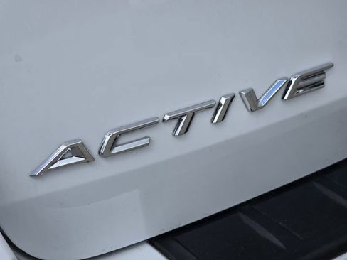 New 2026 Ford Explorer Active RWD image 9