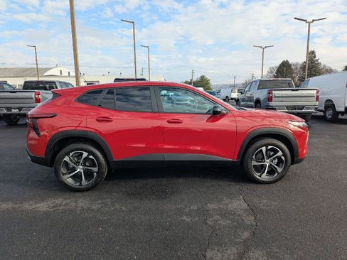 New 2026 Chevrolet Trax RS w/ Driver Confidence Package image 13