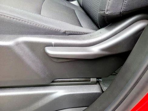 Used 2025 Chevrolet Silverado 2500 Custom image 23