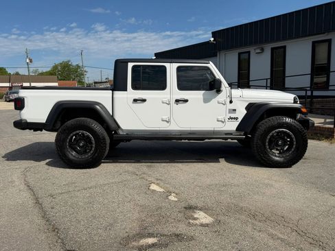Used 2020 Jeep Gladiator Sport w/ Quick Order Package 24S image 7