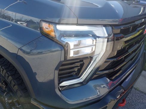 Used 2025 Chevrolet Silverado 2500 LT w/ Trail Boss Package image 28