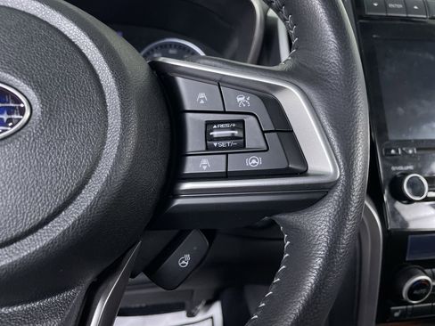 Used 2021 Subaru Ascent Limited w/ Technology Package image 32