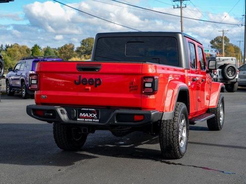 Used 2021 Jeep Gladiator Willys image 9
