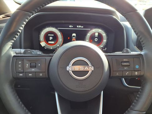 Certified 2023 Nissan Rogue Platinum w/ Platinum Premium Package image 13