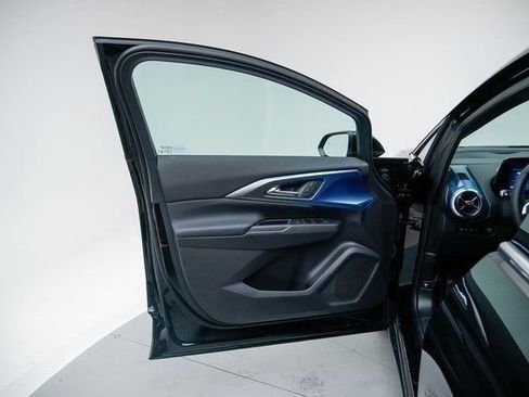 New 2026 Chevrolet Equinox EV LT AWD/4WD image 23